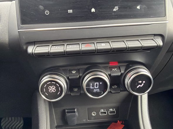 RENAULT Captur 1.6 E-Tech full hybrid 145ch Evolution - Miniature 17
