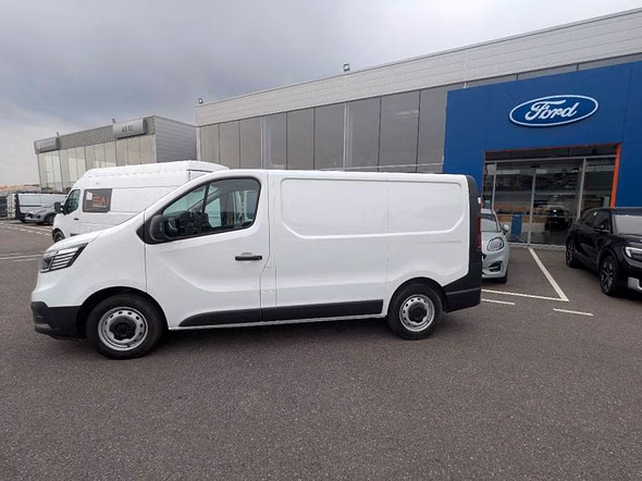 RENAULT Trafic Fg L1H1 3T 2.0 Blue dCi 130ch Grand Confort TVA RECUPERABLE - Vue 3