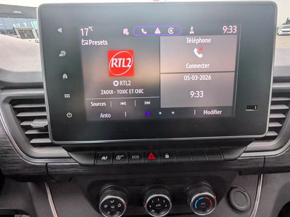 RENAULT Trafic Fg L1H1 3T 2.0 Blue dCi 130ch Grand Confort TVA RECUPERABLE - Miniature 17