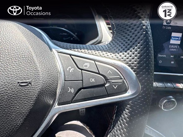RENAULT Captur 1.6 E-Tech hybride 145ch RS Line -21 - Miniature 9