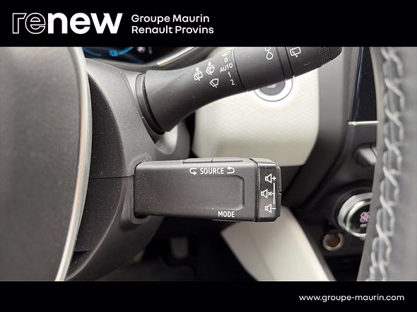 RENAULT Clio 1.6 E-Tech hybride 145ch Techno - Miniature 20