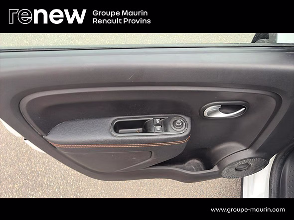 RENAULT Twingo 0.9 TCe 110ch GT - Miniature 17