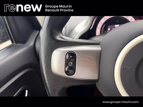 RENAULT Twingo 0.9 TCe 110ch GT - Miniature 18
