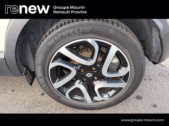 RENAULT Captur 1.5 dCi 110ch Stop&Start energy Intens - Miniature 10
