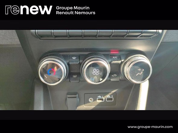 RENAULT Clio 1.6 E-Tech 145ch full hybrid Evolution - Miniature 27