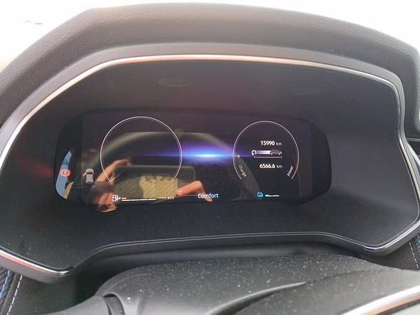 RENAULT Captur 1.8 E-Tech full hybrid 160ch esprit Alpine - 26 - Miniature 15