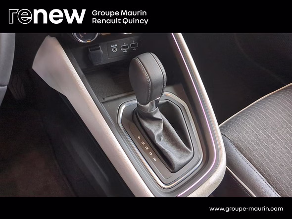 RENAULT Clio 1.6 E-Tech hybride 145ch Techno - Miniature 24