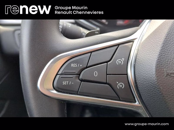 RENAULT Captur 1.3 TCe 140ch FAP Intens EDC -21 - Miniature 28