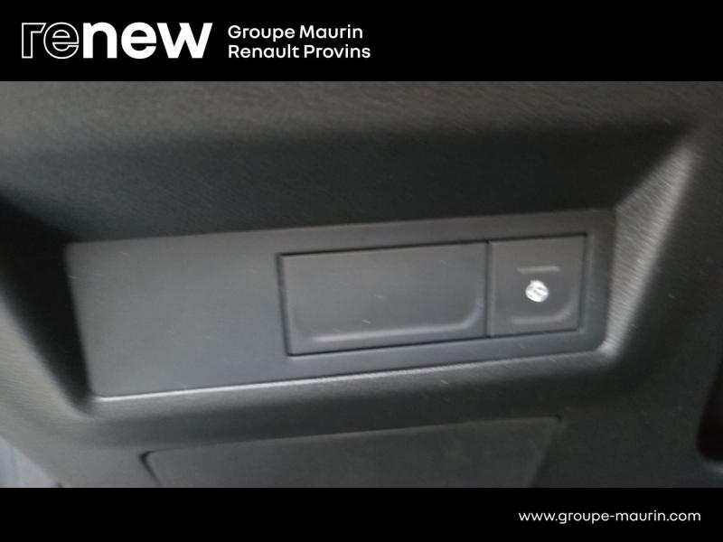 RENAULT Captur 1.6 E-Tech hybride rechargeable 160ch Initiale Paris -21 - Photo 31