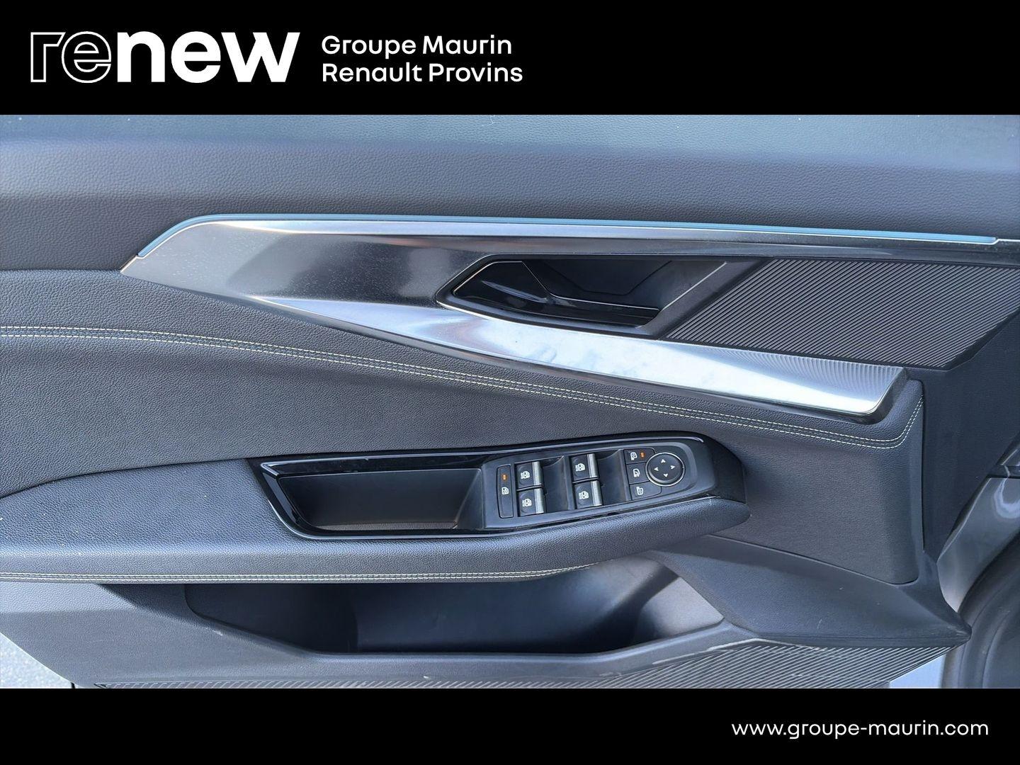 RENAULT Austral 1.2 E-Tech full hybrid 200ch Iconic- 23 - Photo 17