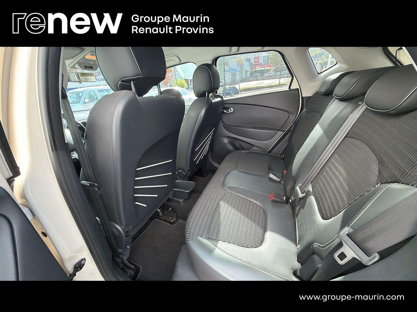 RENAULT Captur 1.5 dCi 110ch Stop&Start energy Intens - Photo 14