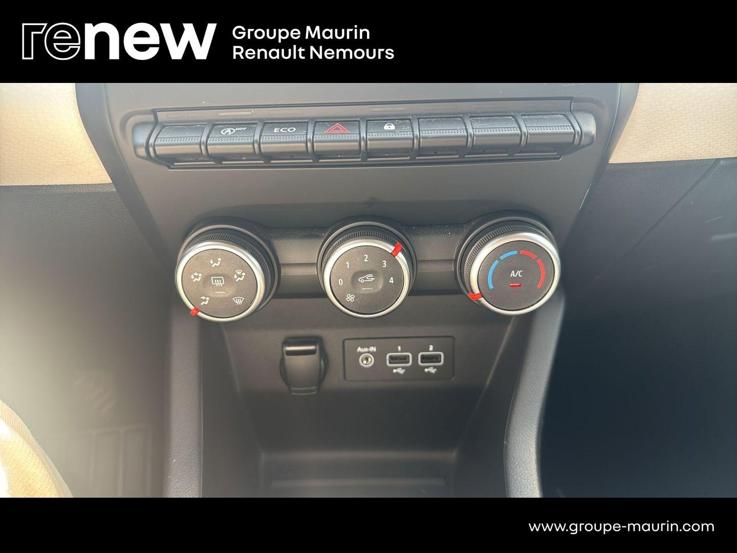 RENAULT Clio 1.0 TCe 90ch Evolution - Photo 20