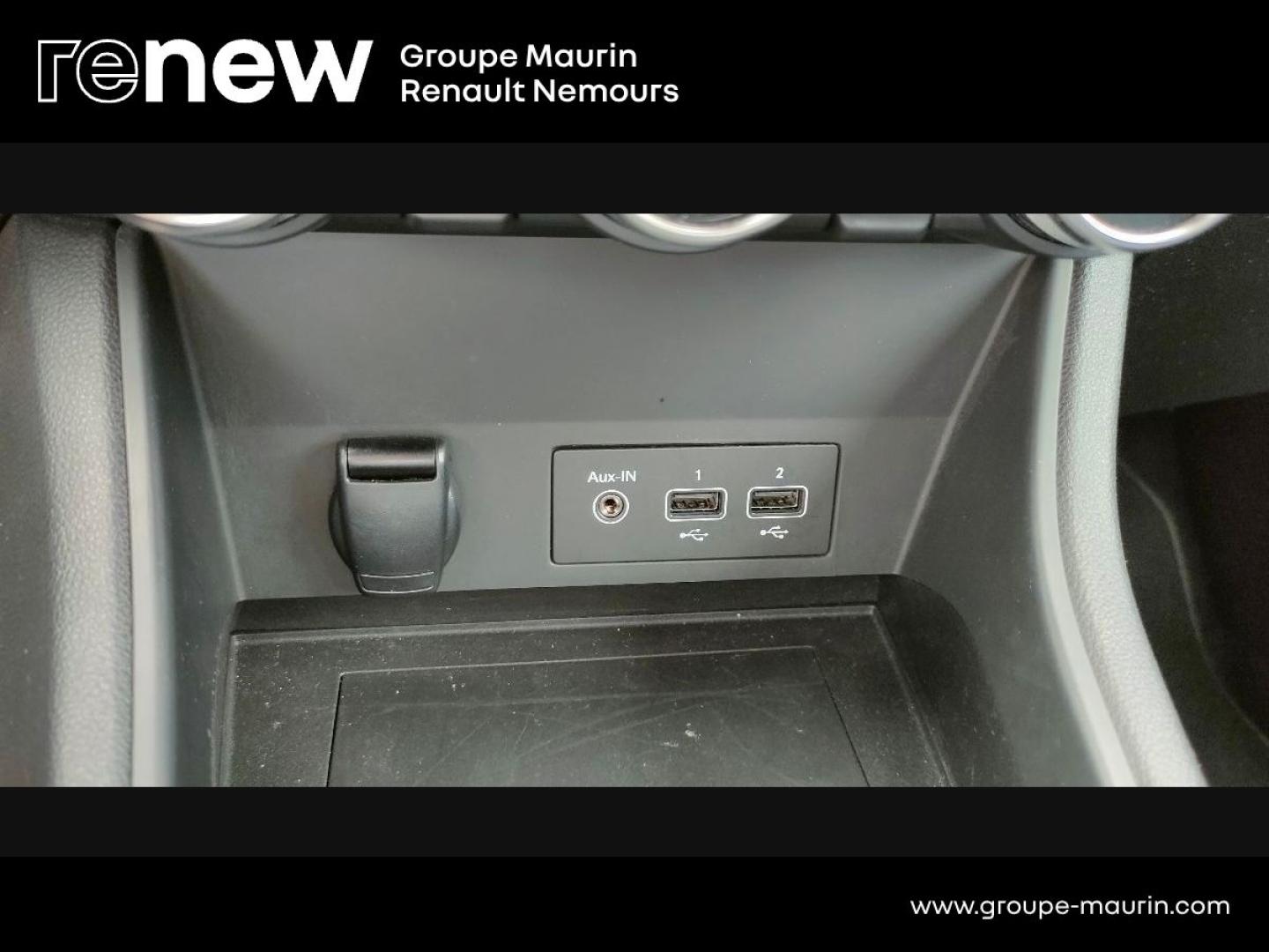 RENAULT Captur 1.6 E-Tech hybride 145ch Business - Photo 26