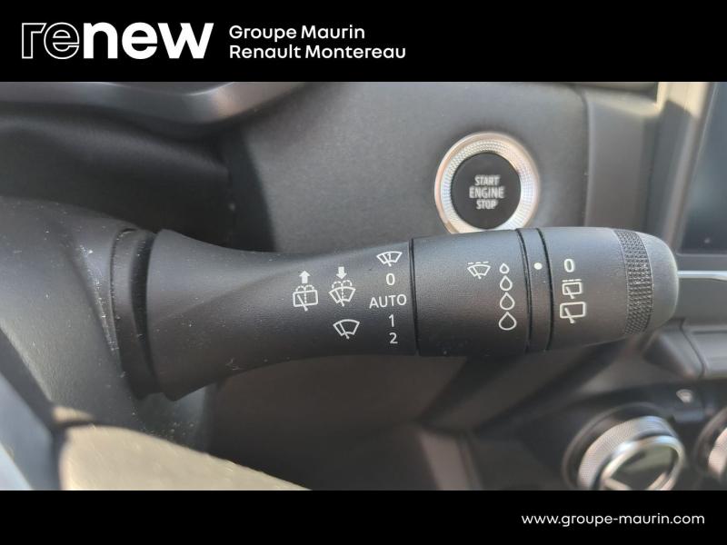 RENAULT Captur 1.6 E-Tech hybride 145ch Evolution - Photo 18