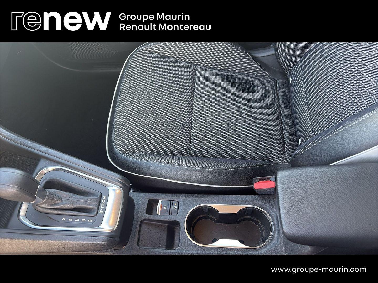 RENAULT Captur 1.6 E-Tech hybride 145ch Techno - Photo 32