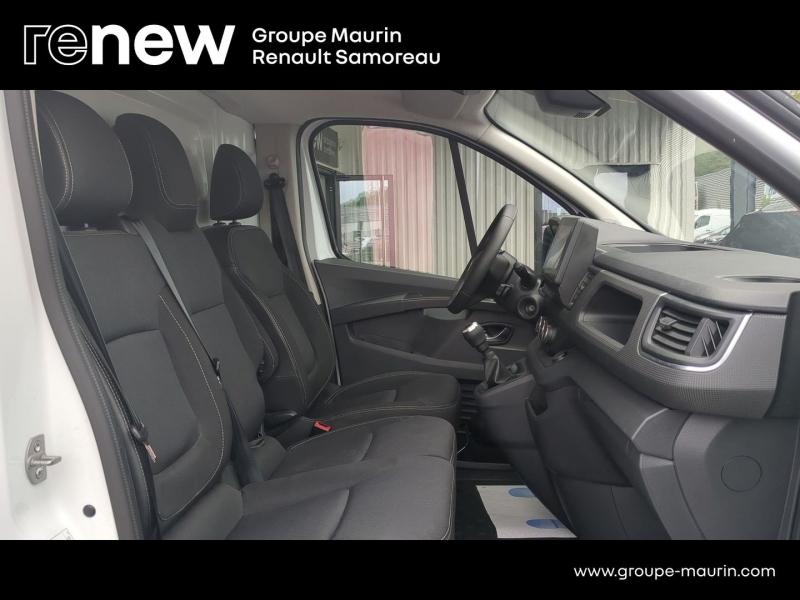 RENAULT Trafic Fg L1H1 2T8 2.0 Blue dCi 130ch Grand Confort E6E - Photo 11