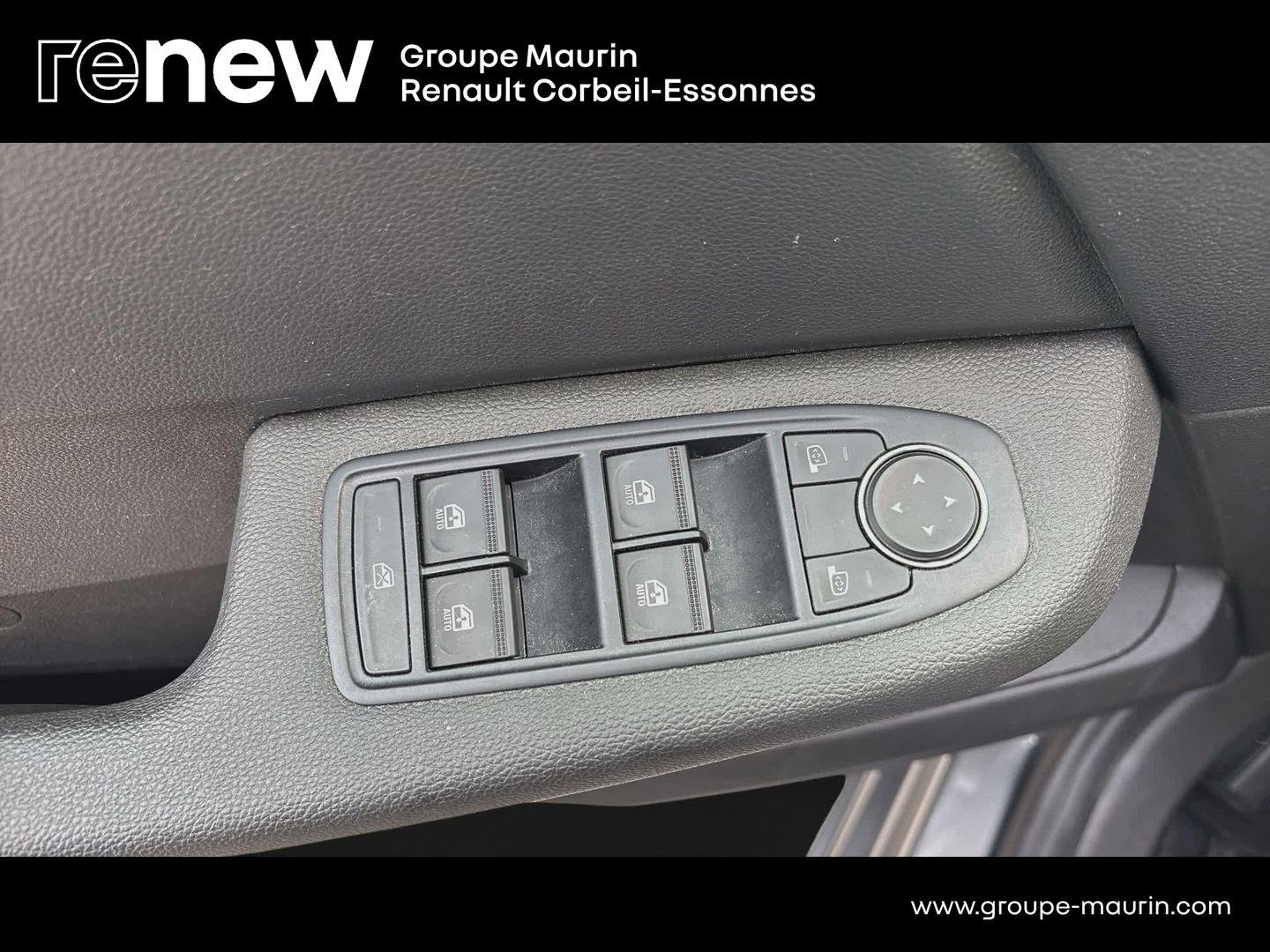 RENAULT Clio 1.5 dCi 100ch Evolution - 25 - Photo 15
