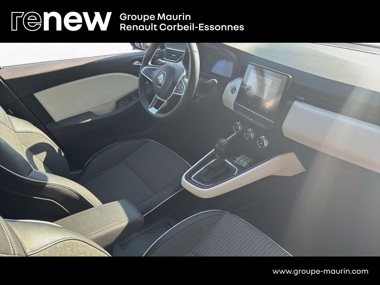 RENAULT Clio 1.6 E-Tech hybride 145ch Techno - Photo 18
