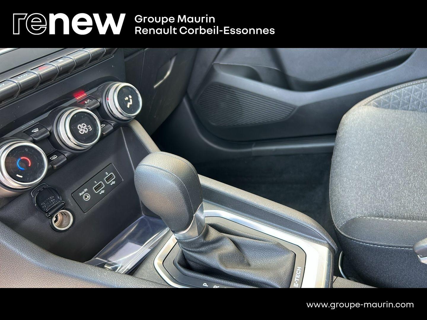 RENAULT Clio 1.6 E-Tech hybride 140ch Business -21N - Photo 14