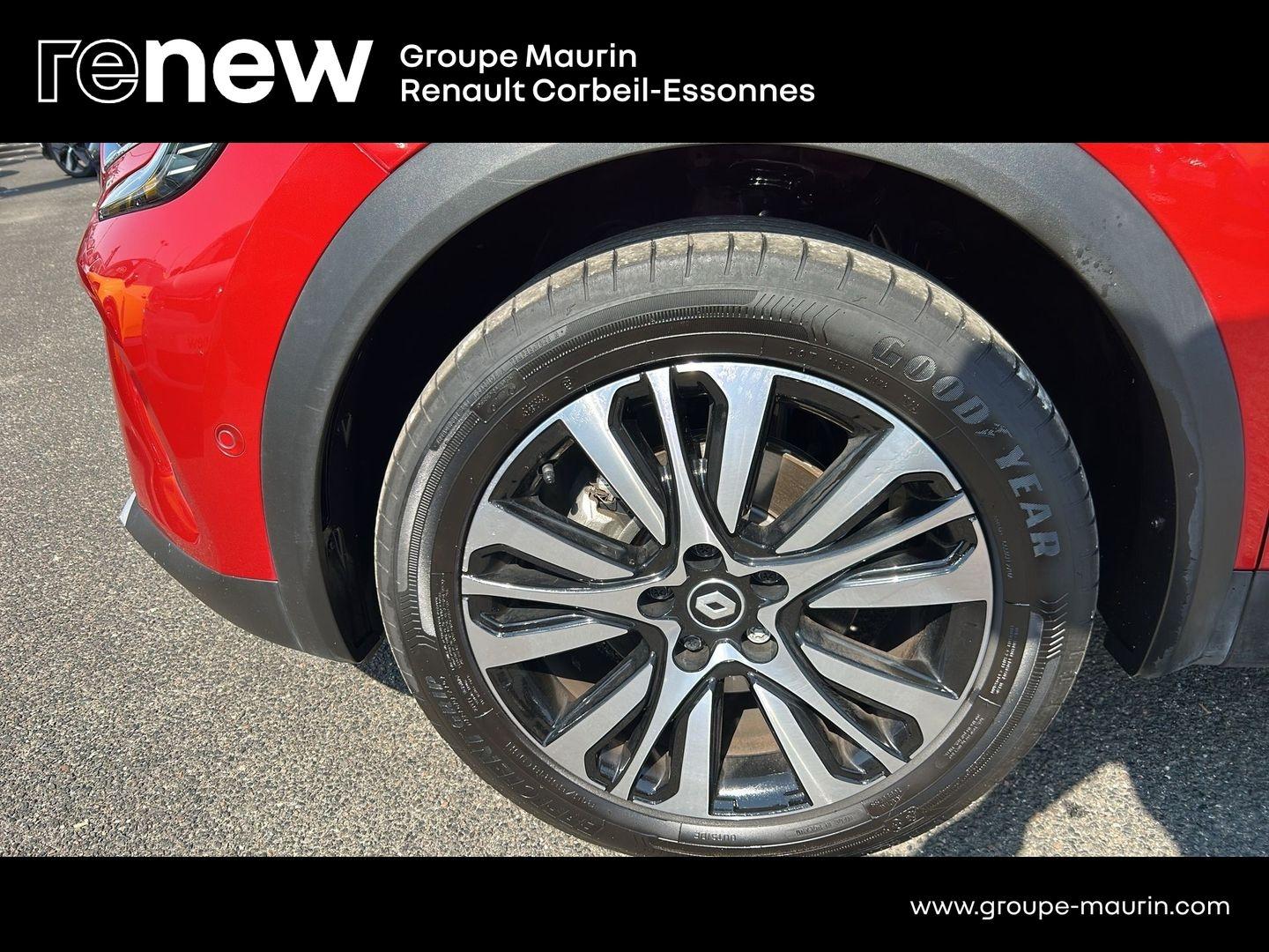 RENAULT Captur 1.6 E-Tech hybride 145ch Iconic - Photo 9
