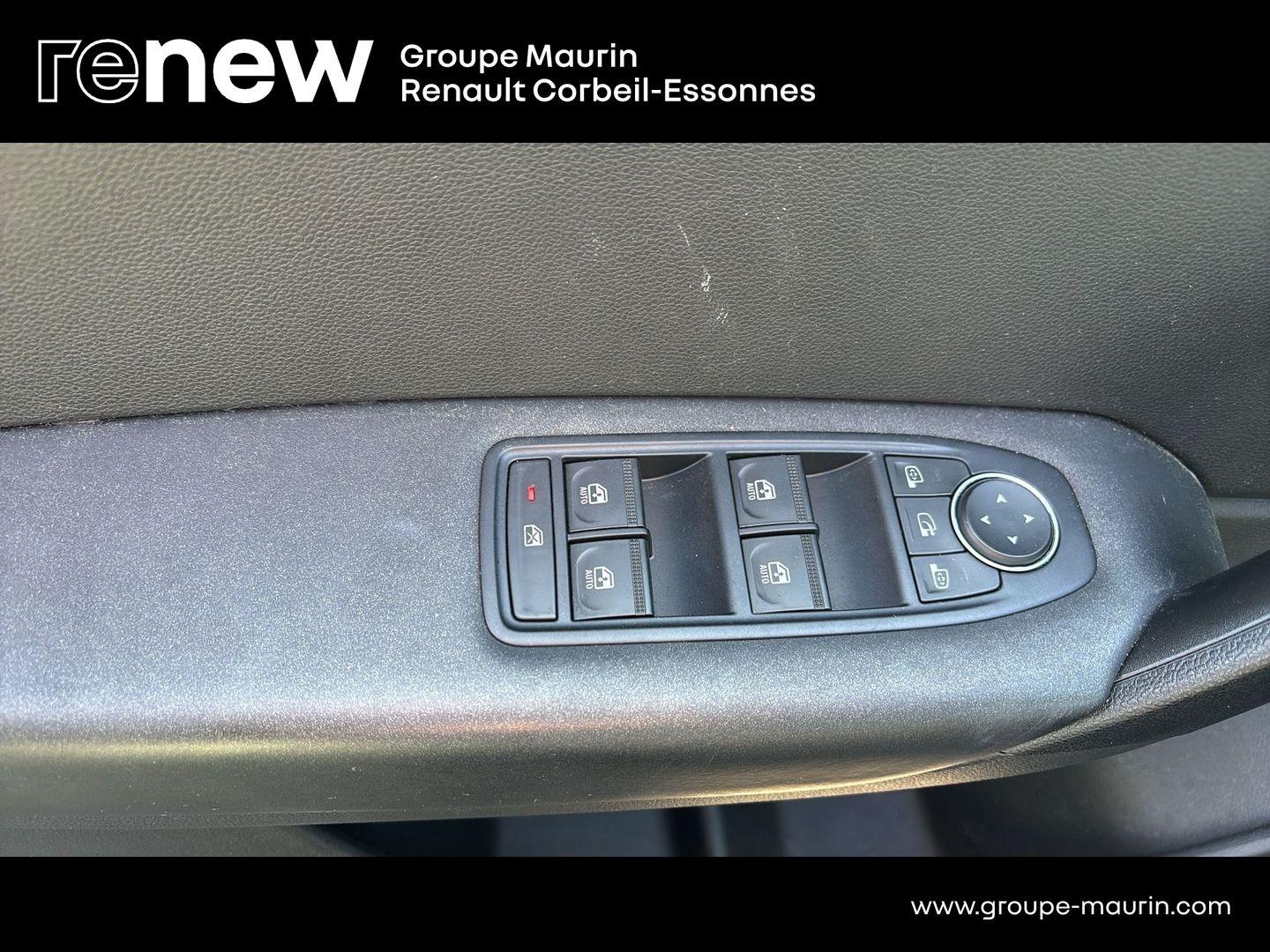 RENAULT Captur 1.6 E-Tech full hybrid 145ch Evolution - Photo 19