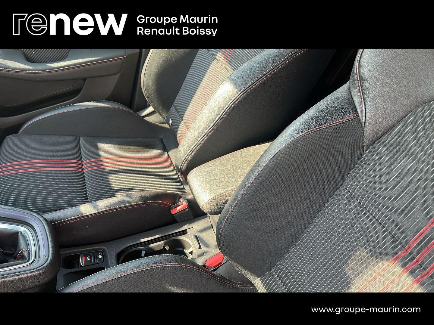 RENAULT Clio 1.3 TCe 140ch RS Line - Photo 19