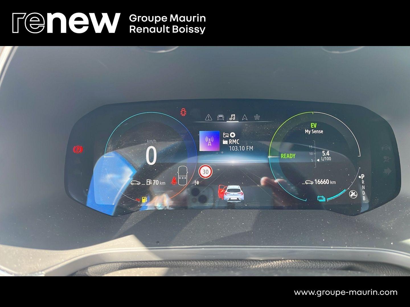 RENAULT Captur 1.6 E-Tech hybride 145ch Techno Fast Track - Photo 10
