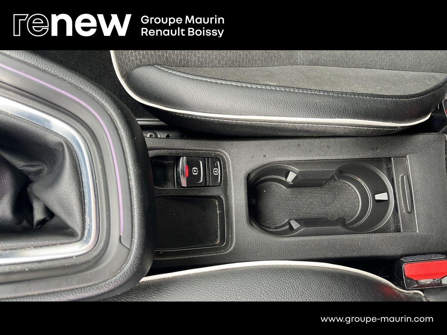 RENAULT Clio 1.0 TCe 100ch Intens - 20 - Photo 30
