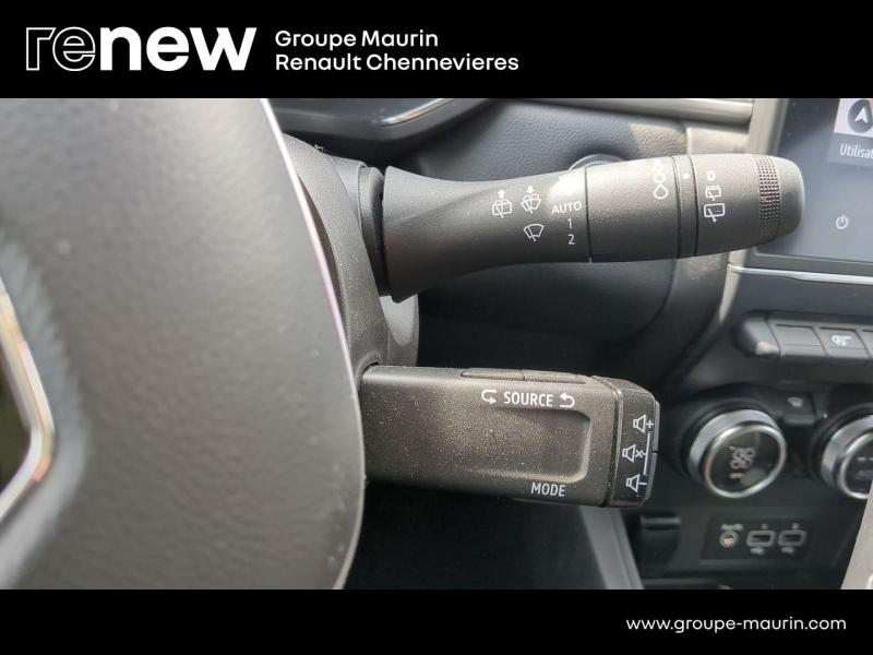 RENAULT Captur 1.3 TCe 140ch FAP Intens EDC -21 - Photo 35