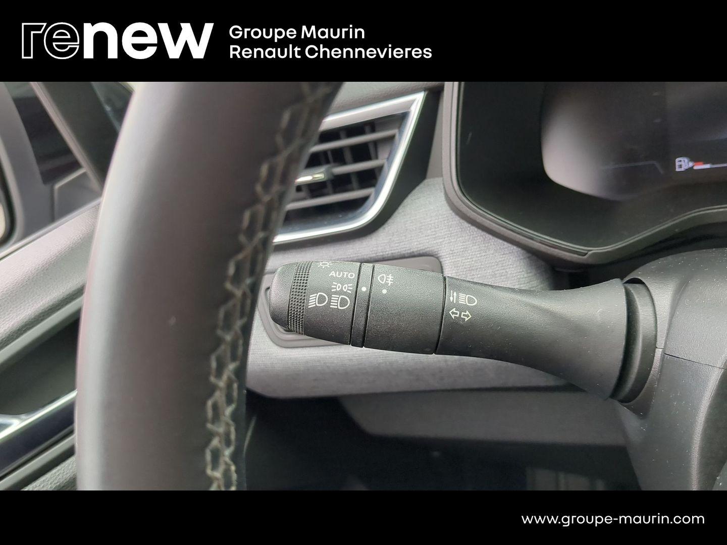 RENAULT Clio 1.5 Blue dCi 100ch Evolution - 24 - Photo 18