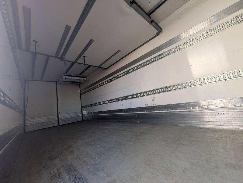 RENAULT TRUCKS Midlum 220 DXI Frigo 4x2 - Photo 11