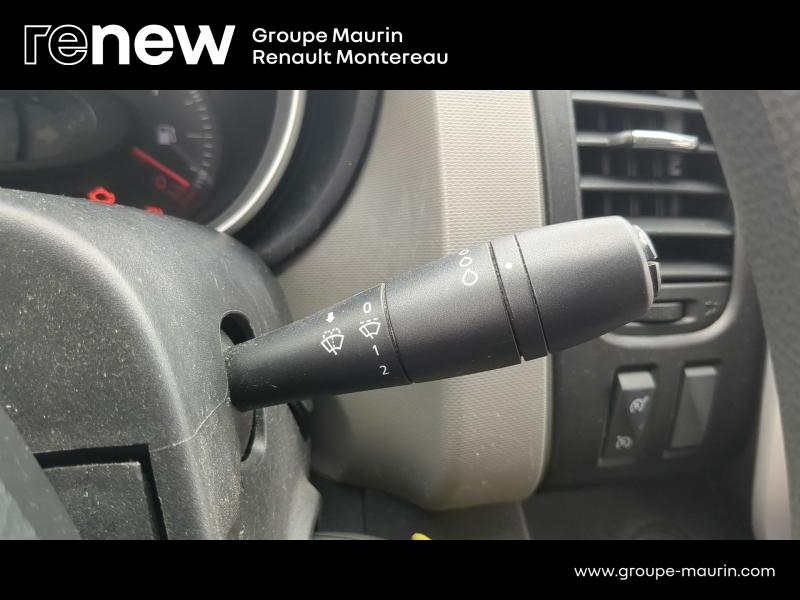 RENAULT Trafic Fg VUL d’occasion à vendre à VARENNES SUR SEINE chez DPL - AUTOMOBILES (Photo 20)