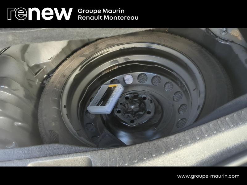 RENAULT Scenic d’occasion à vendre à VARENNES SUR SEINE chez DPL - AUTOMOBILES (Photo 15)
