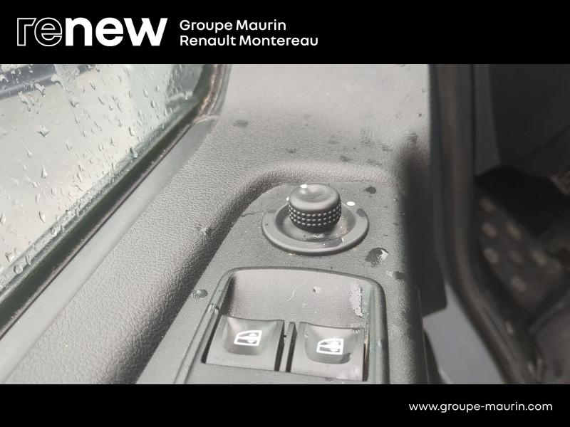 RENAULT Trafic Fg VUL d’occasion à vendre à VARENNES SUR SEINE chez DPL - AUTOMOBILES (Photo 13)
