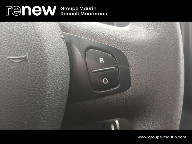 RENAULT Trafic Fg VUL d’occasion à vendre à VARENNES SUR SEINE chez DPL - AUTOMOBILES (Photo 15)