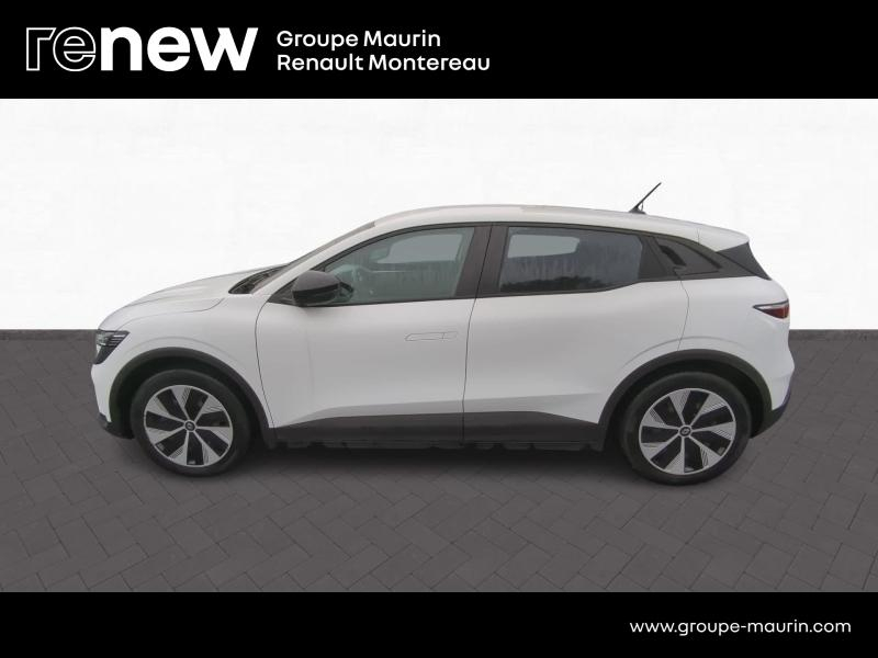 RENAULT Megane d’occasion à vendre à VARENNES SUR SEINE chez DPL - AUTOMOBILES (Photo 7)