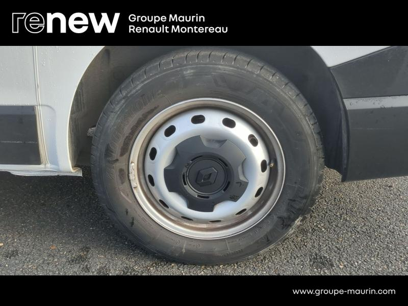 RENAULT Trafic Fg VUL d’occasion à vendre à VARENNES SUR SEINE chez DPL - AUTOMOBILES (Photo 14)