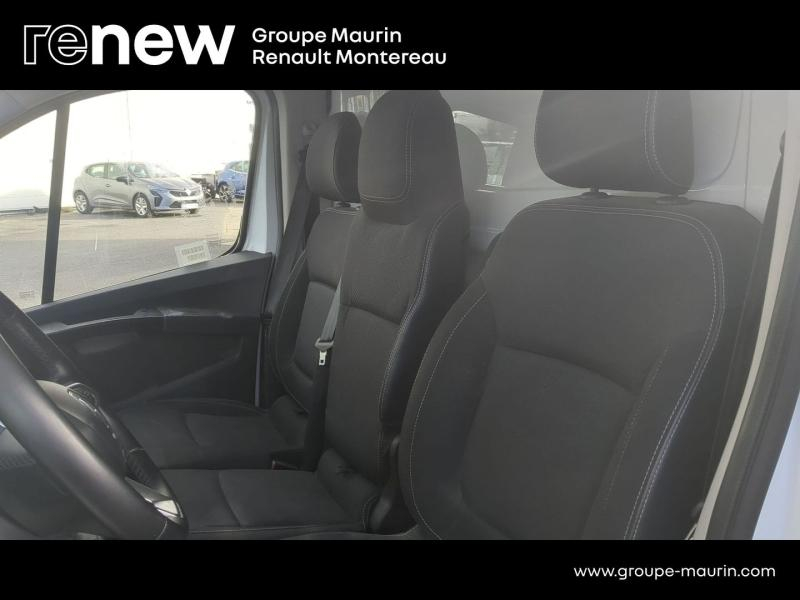 RENAULT Trafic Fg VUL d’occasion à vendre à VARENNES SUR SEINE chez DPL - AUTOMOBILES (Photo 17)