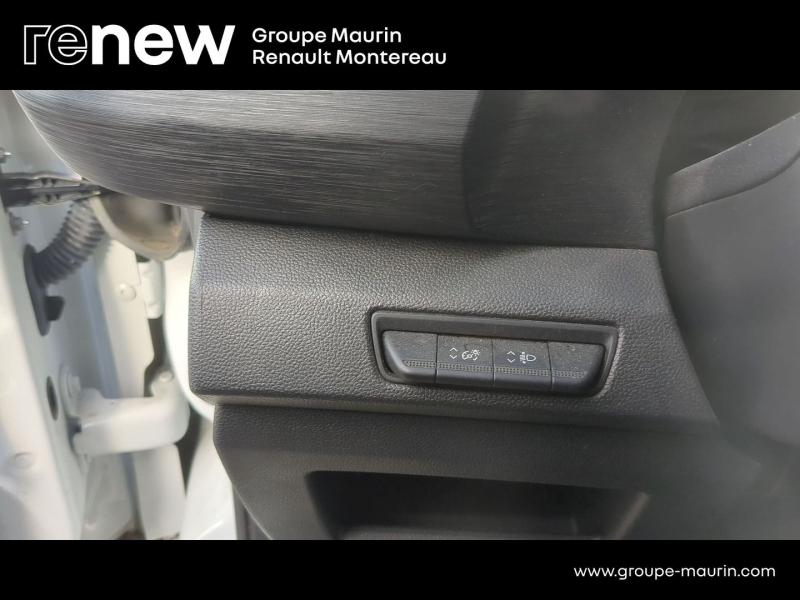 RENAULT Trafic Fg VUL d’occasion à vendre à VARENNES SUR SEINE chez DPL - AUTOMOBILES (Photo 19)