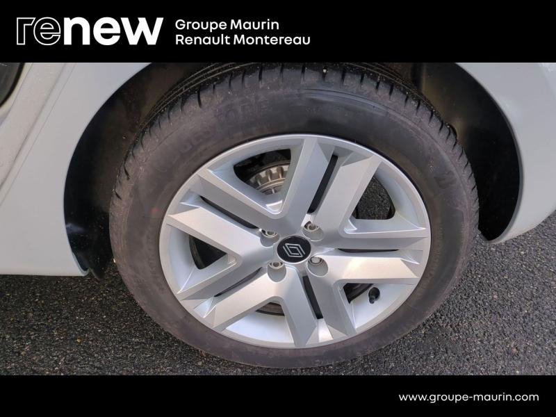 RENAULT Clio d’occasion à vendre à VARENNES SUR SEINE chez DPL - AUTOMOBILES (Photo 17)