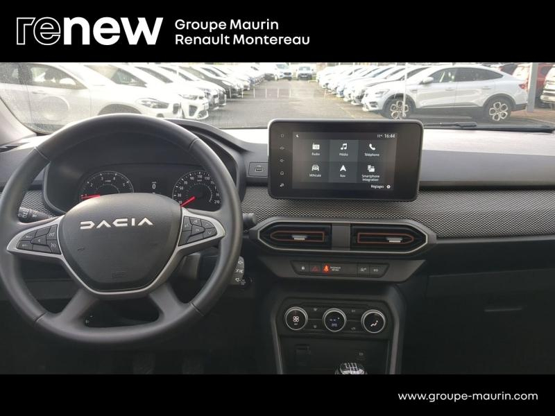 DACIA Sandero d’occasion à vendre à VARENNES SUR SEINE chez DPL - AUTOMOBILES (Photo 8)