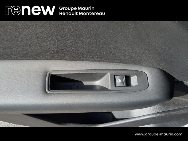 RENAULT Captur d’occasion à vendre à VARENNES SUR SEINE chez DPL - AUTOMOBILES (Photo 19)