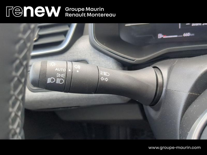 RENAULT Clio d’occasion à vendre à VARENNES SUR SEINE chez DPL - AUTOMOBILES (Photo 15)